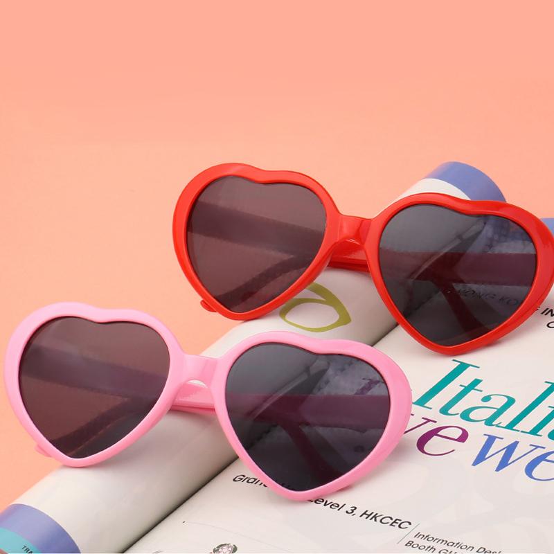 Große übergroße herzförmige Sonnenbrille für Frauen