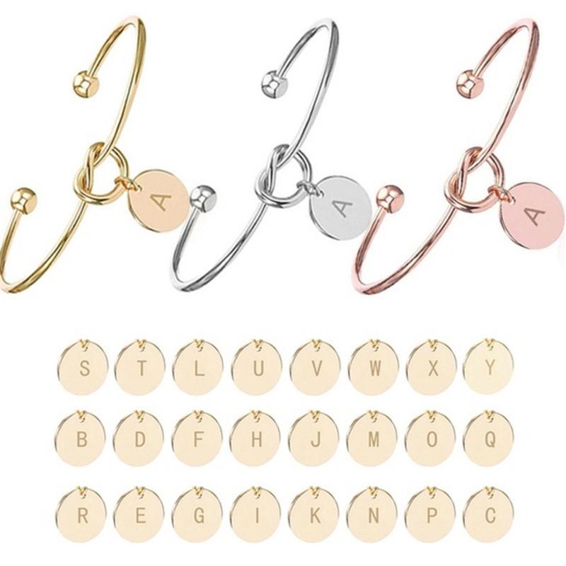 Modisches Briefarmband